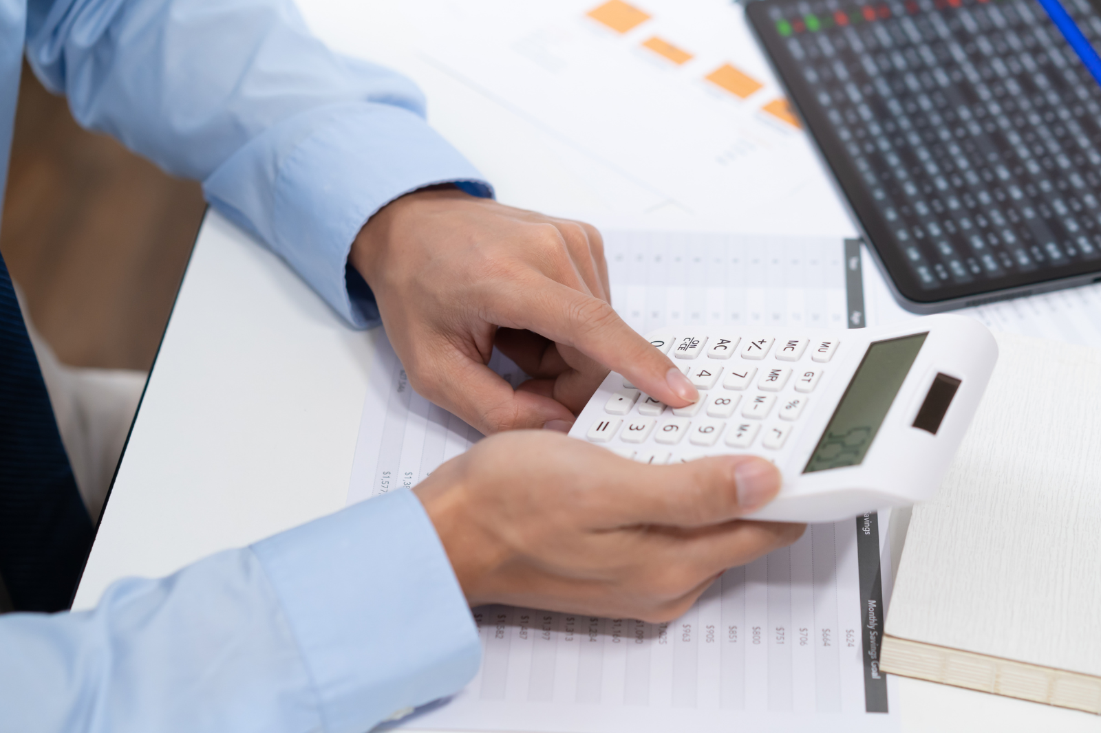 GCC salary breakdown showing pay, allowances, benefits, taxes, and TCV/NSR.
